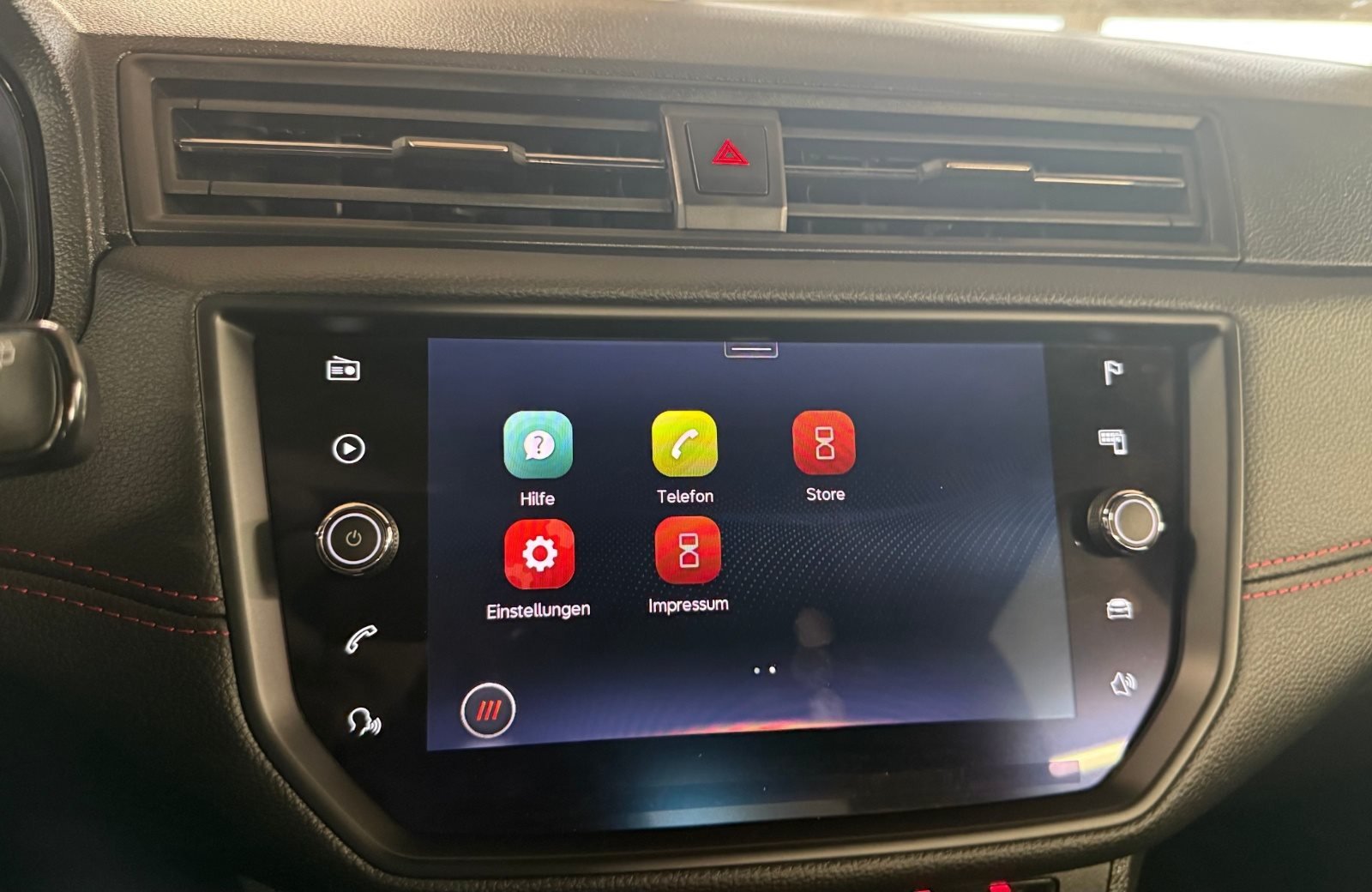 Arona 1.0 TSI FR Beats DSG LED ACC AHK Full-Link RFK