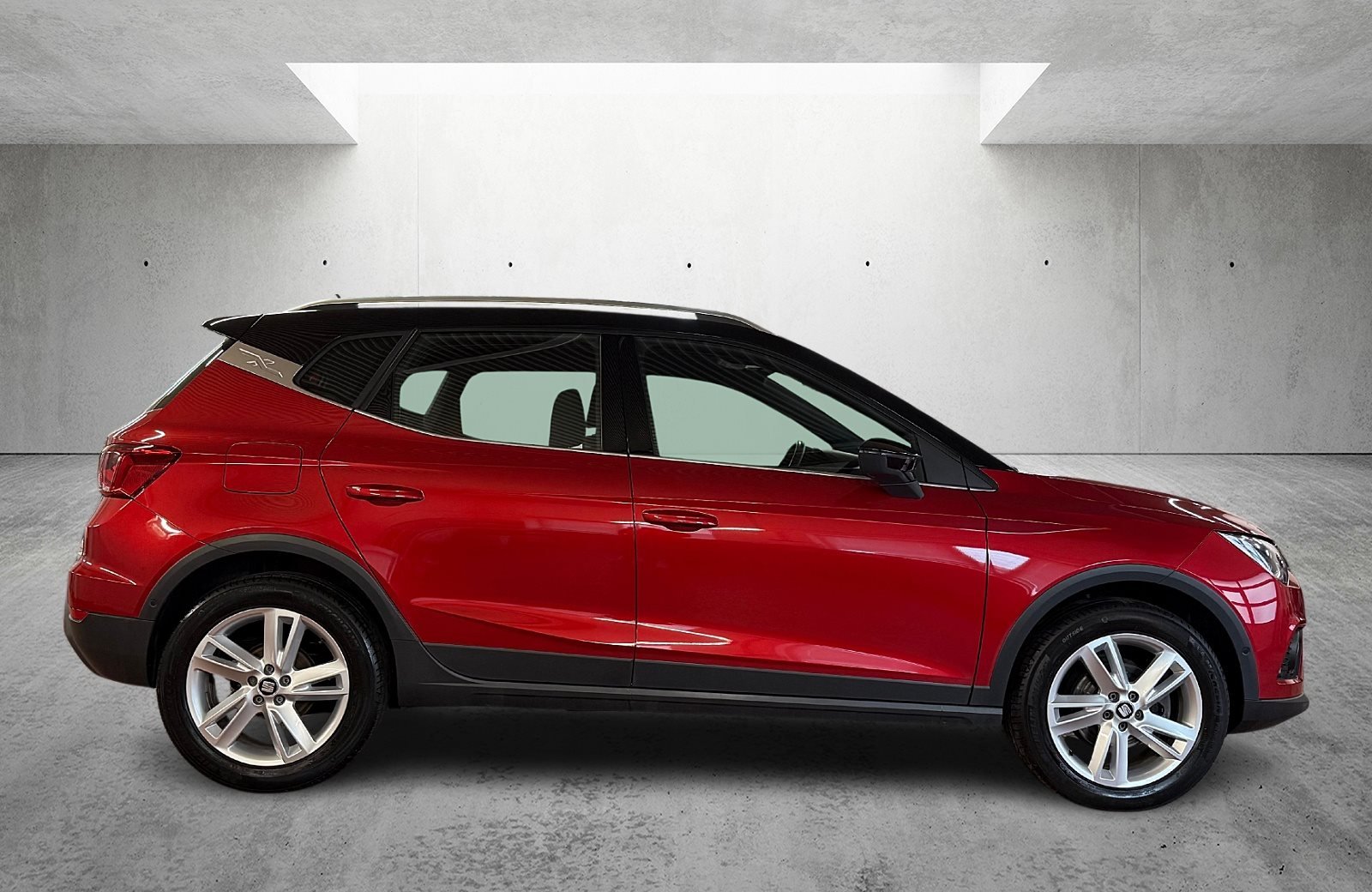 Arona 1.0 TSI FR Beats DSG LED ACC AHK Full-Link RFK