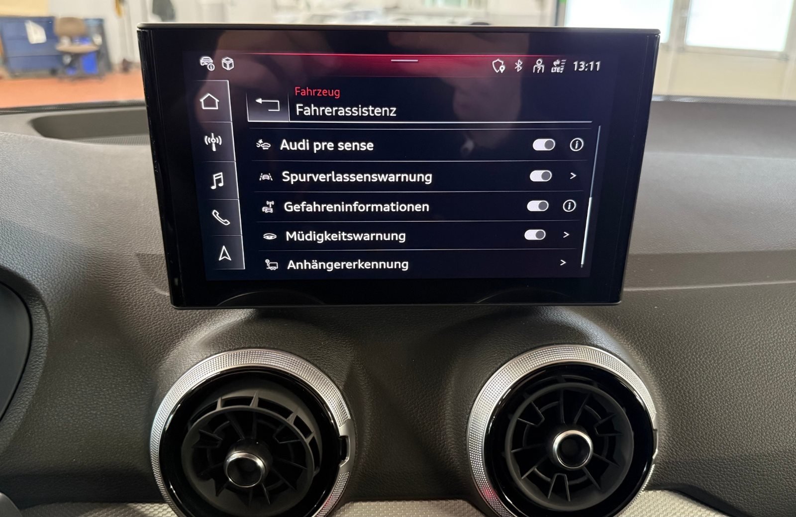 Q2 35 TFSI advanced S-tronic LED Navi ACC AHK RFK