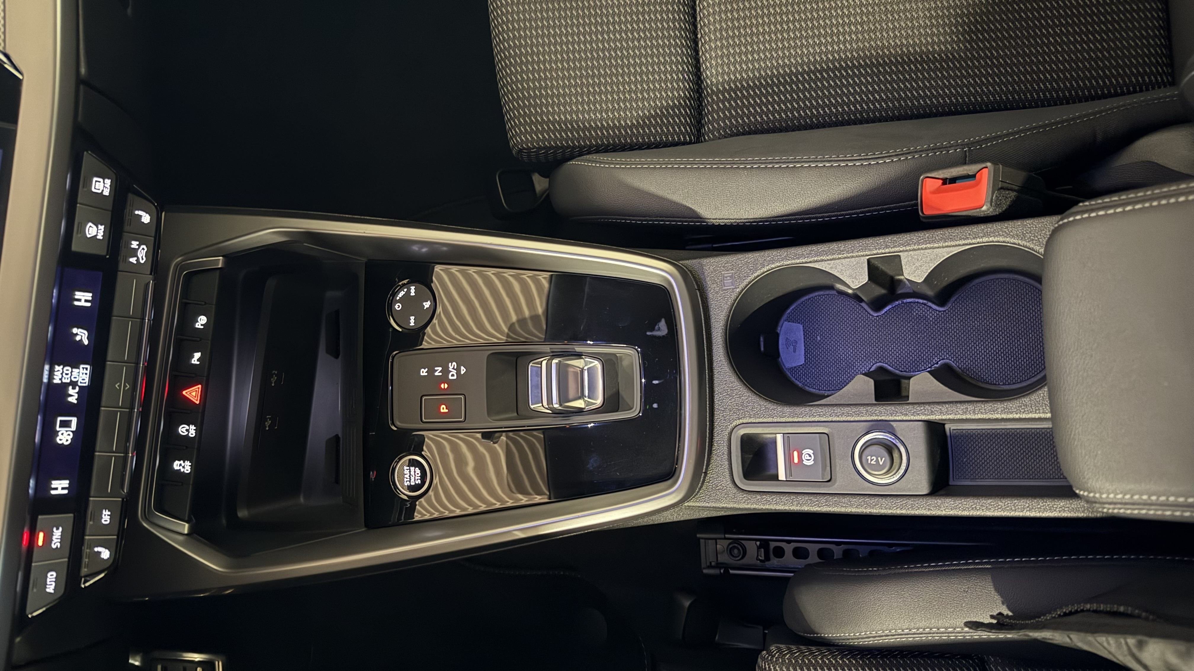 A3 Sportback 35 TFSI S line S-tronic LED Navi AHK PDC RFK