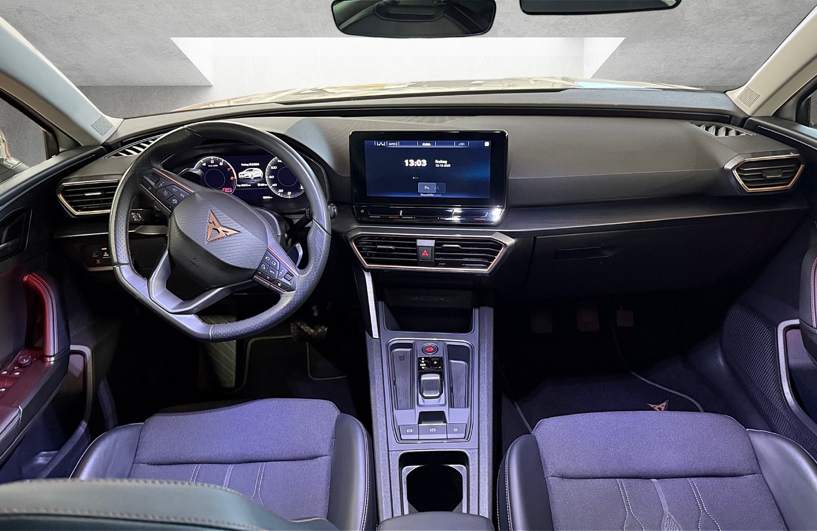 Leon 2.0 eTSI DSG Fahrschulfahrzeug Matrix ACC Pano Full-Link