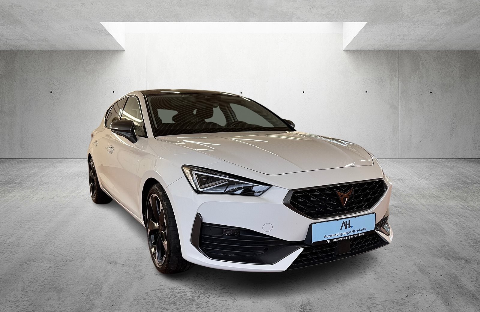 Leon 2.0 eTSI DSG Fahrschulfahrzeug Matrix ACC Pano Full-Link