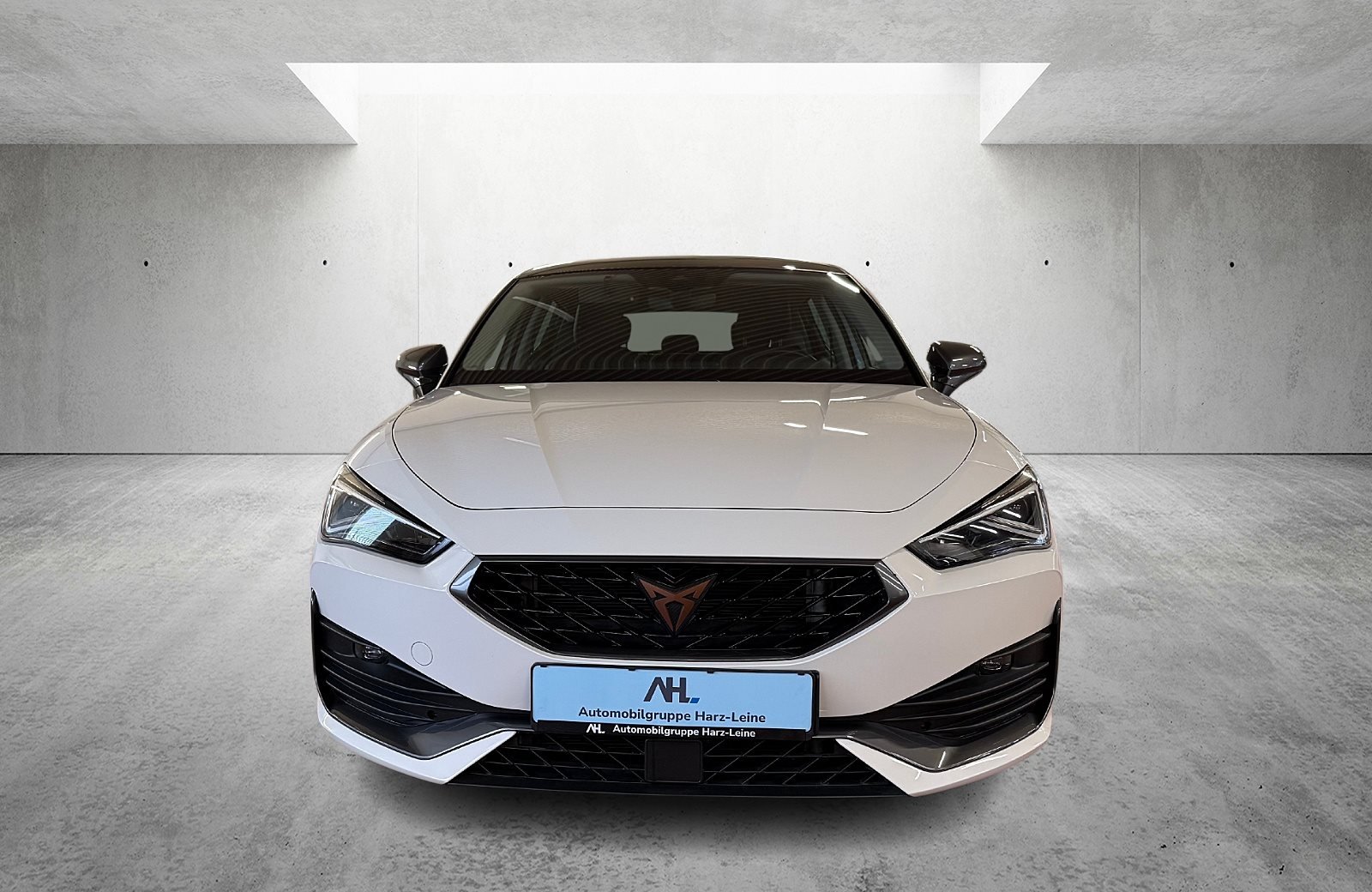 Leon 2.0 eTSI DSG Fahrschulfahrzeug Matrix ACC Pano Full-Link