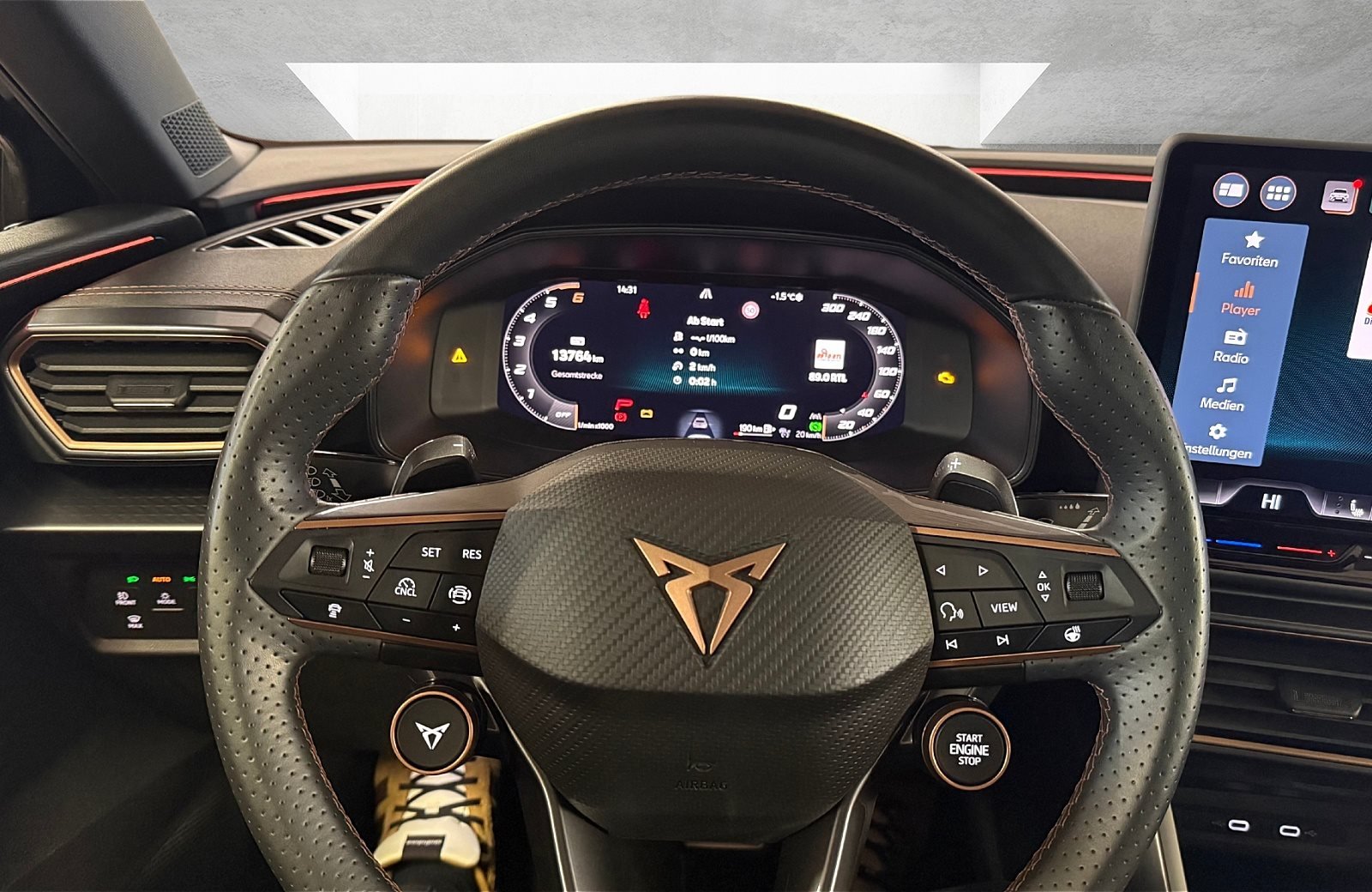 Leon Sportstourer 2.0 TDI DSG Edge Matrix Navi ACC RFK