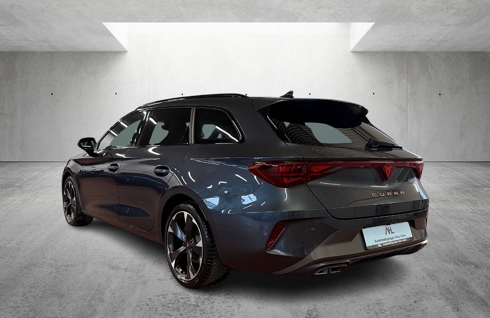 Leon Sportstourer 2.0 TDI DSG Edge Matrix Navi ACC RFK