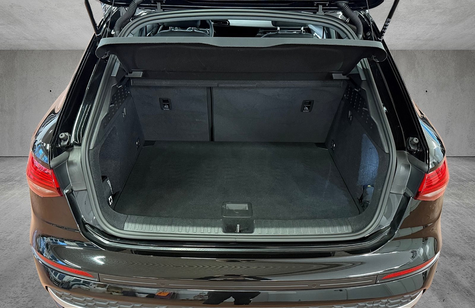 A3 Sportback 30 TDI advanced LED Navi AHK PDC SHZ