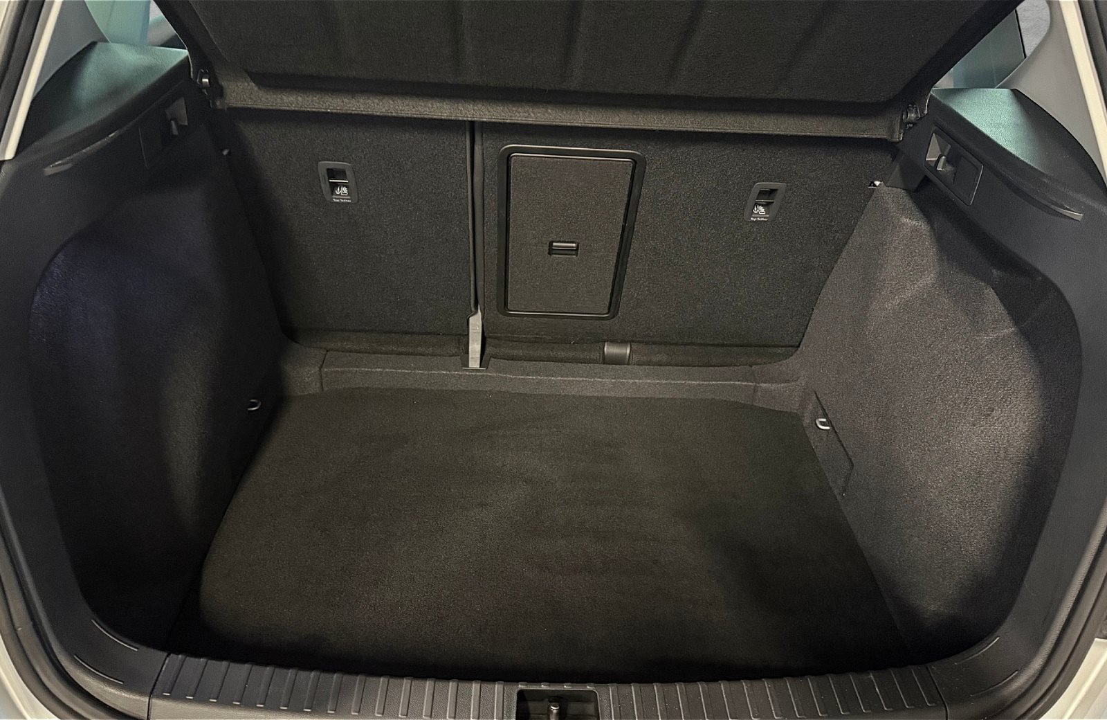 Ateca 1.5 TSI Xperience DSG LED Navi AHK AHK AUT