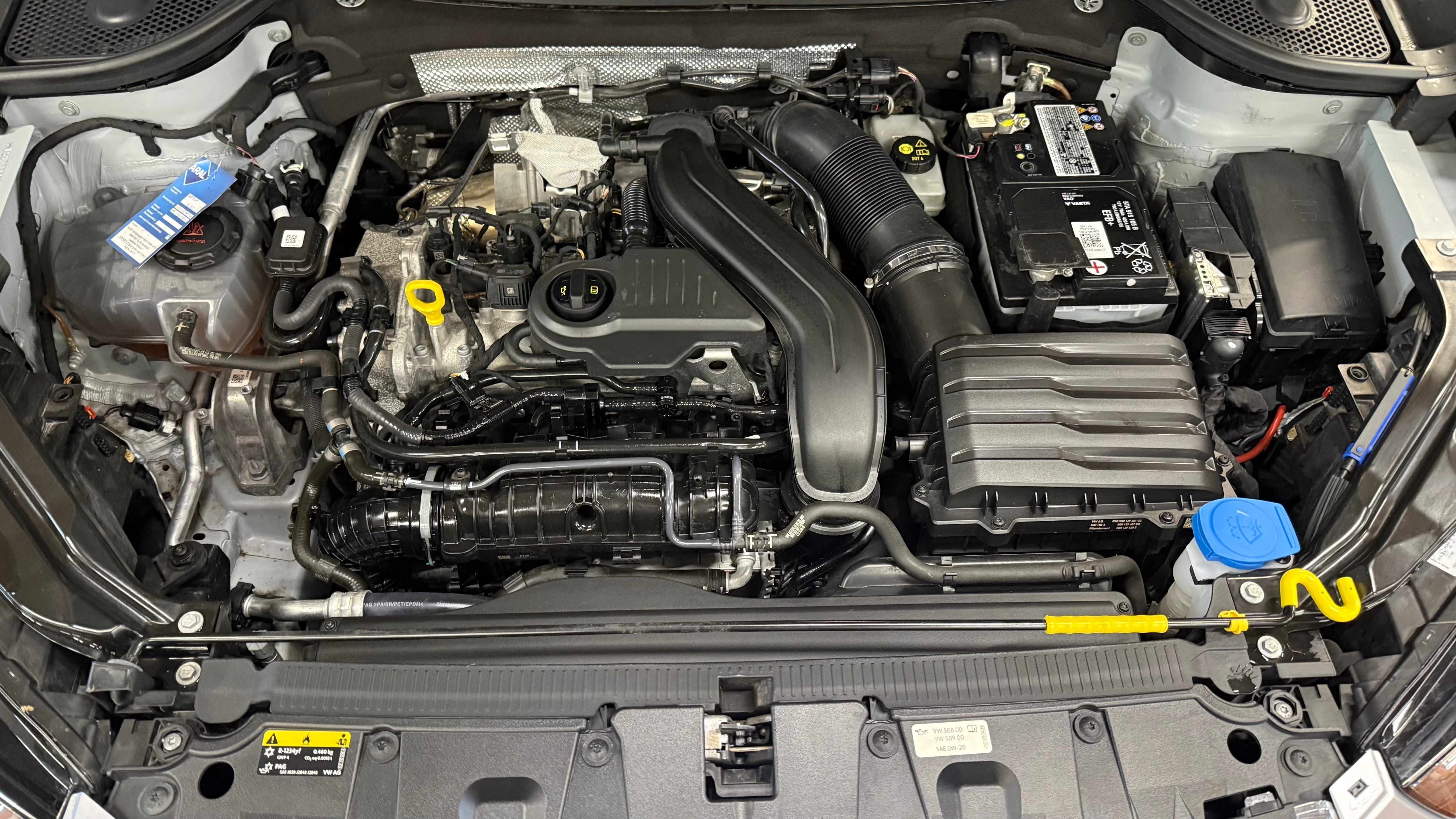 Ateca 1.5 TSI Xperience DSG LED Navi AHK AHK AUT