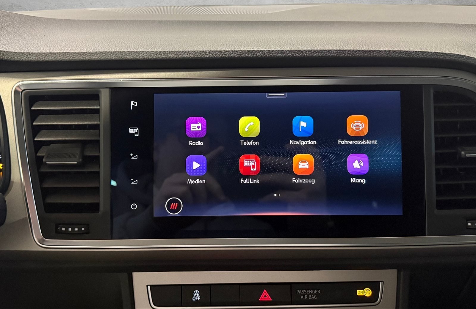 Ateca 1.5 TSI Xperience DSG LED Navi AHK AHK AUT