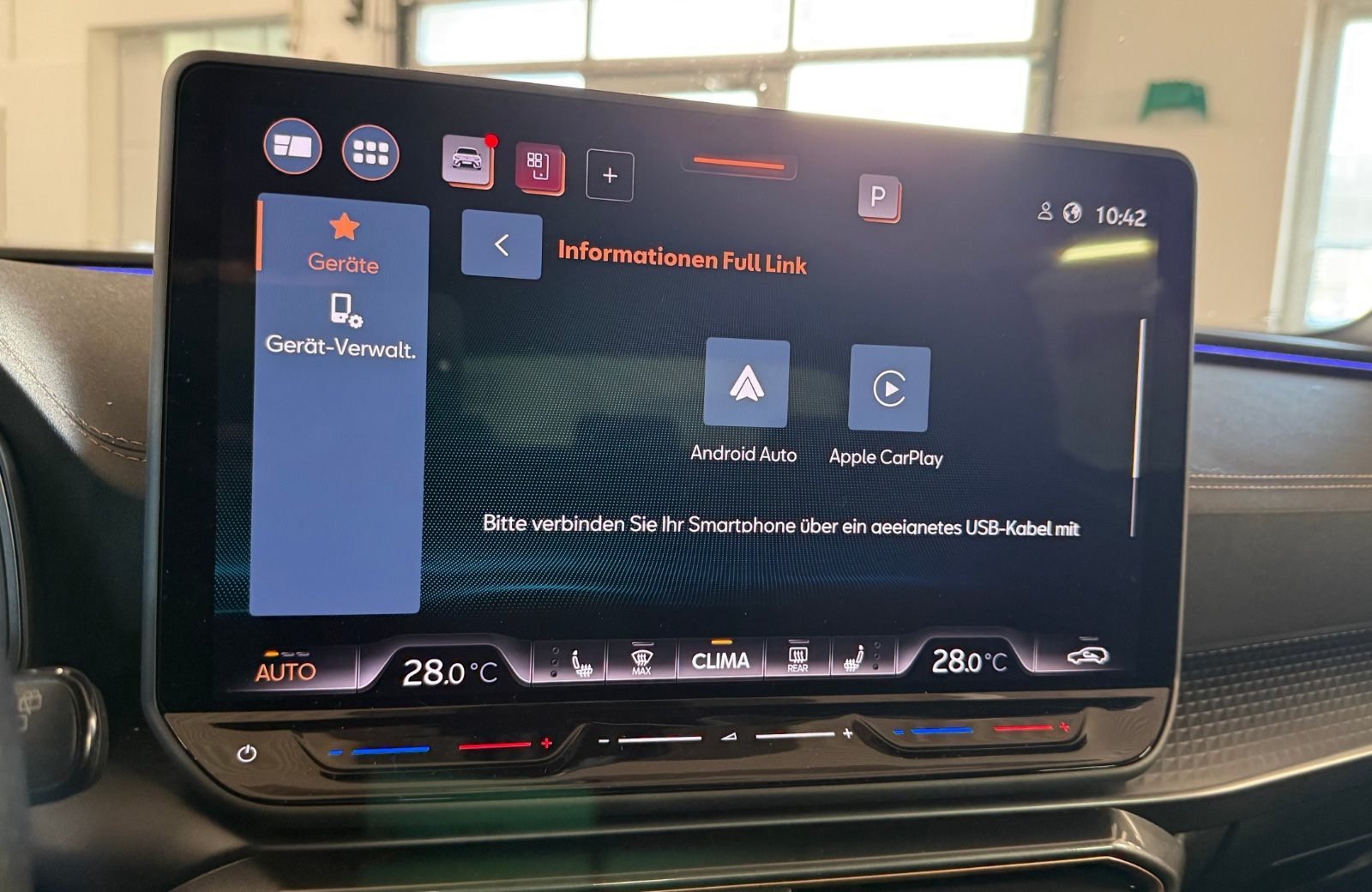 Leon 2.0 TDI DSG Edge Matrix Navi ACC RFK ACC LM