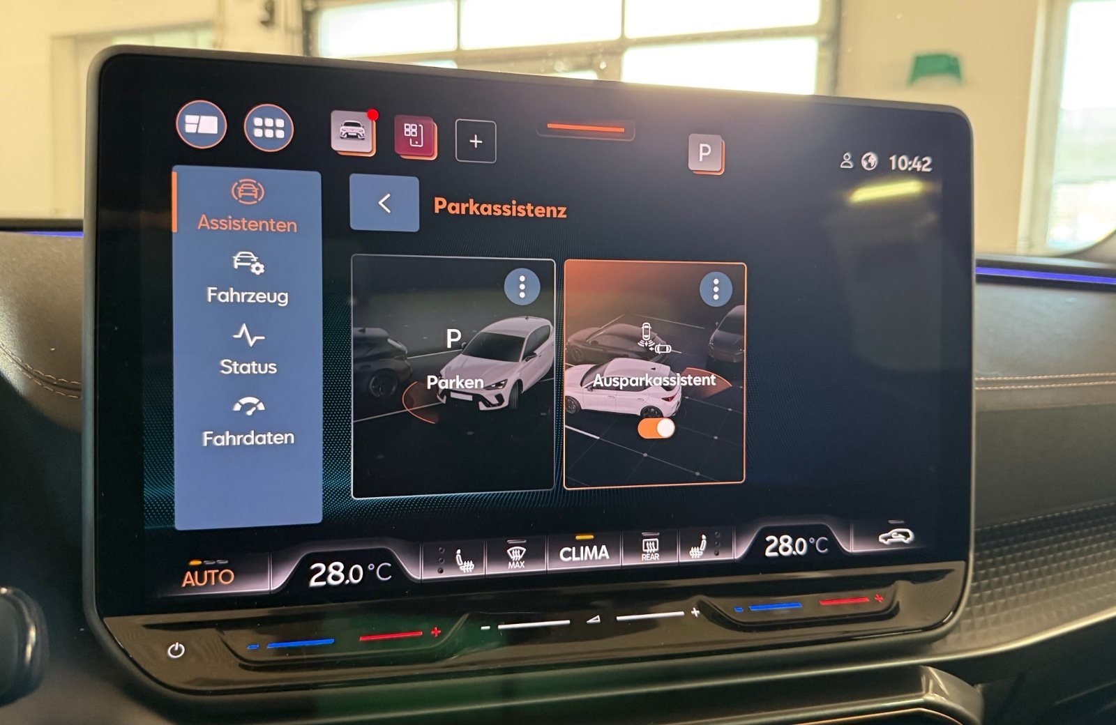 Leon 2.0 TDI DSG Edge Matrix Navi ACC RFK ACC LM