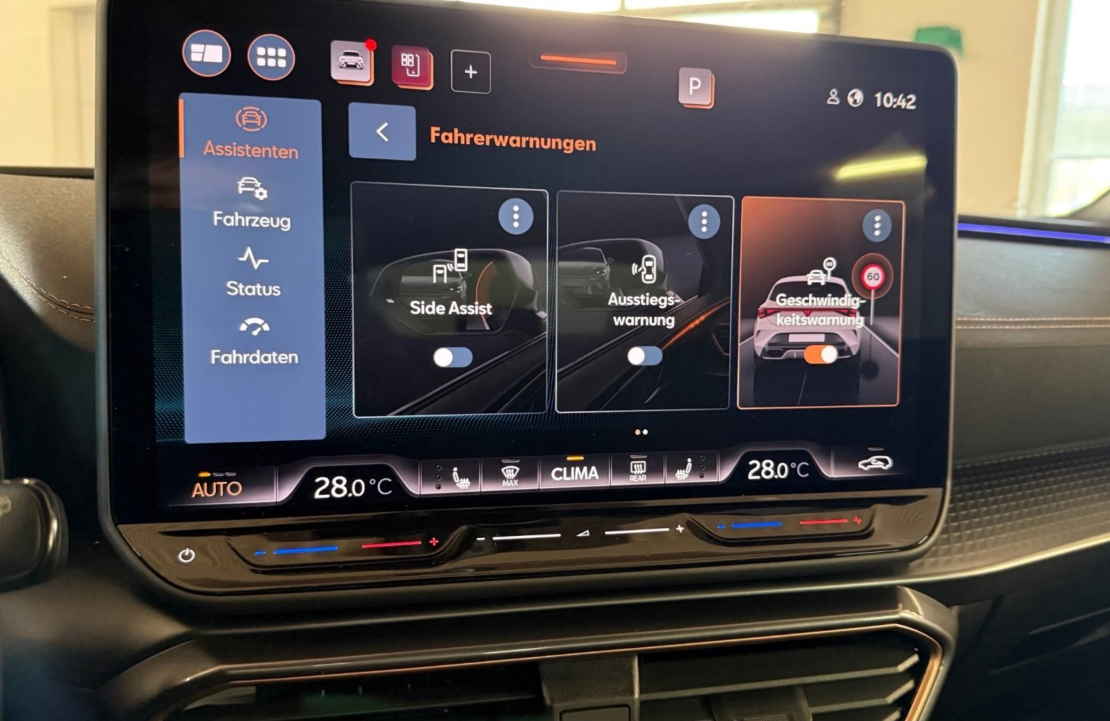 Leon 2.0 TDI DSG Edge Matrix Navi ACC RFK ACC LM