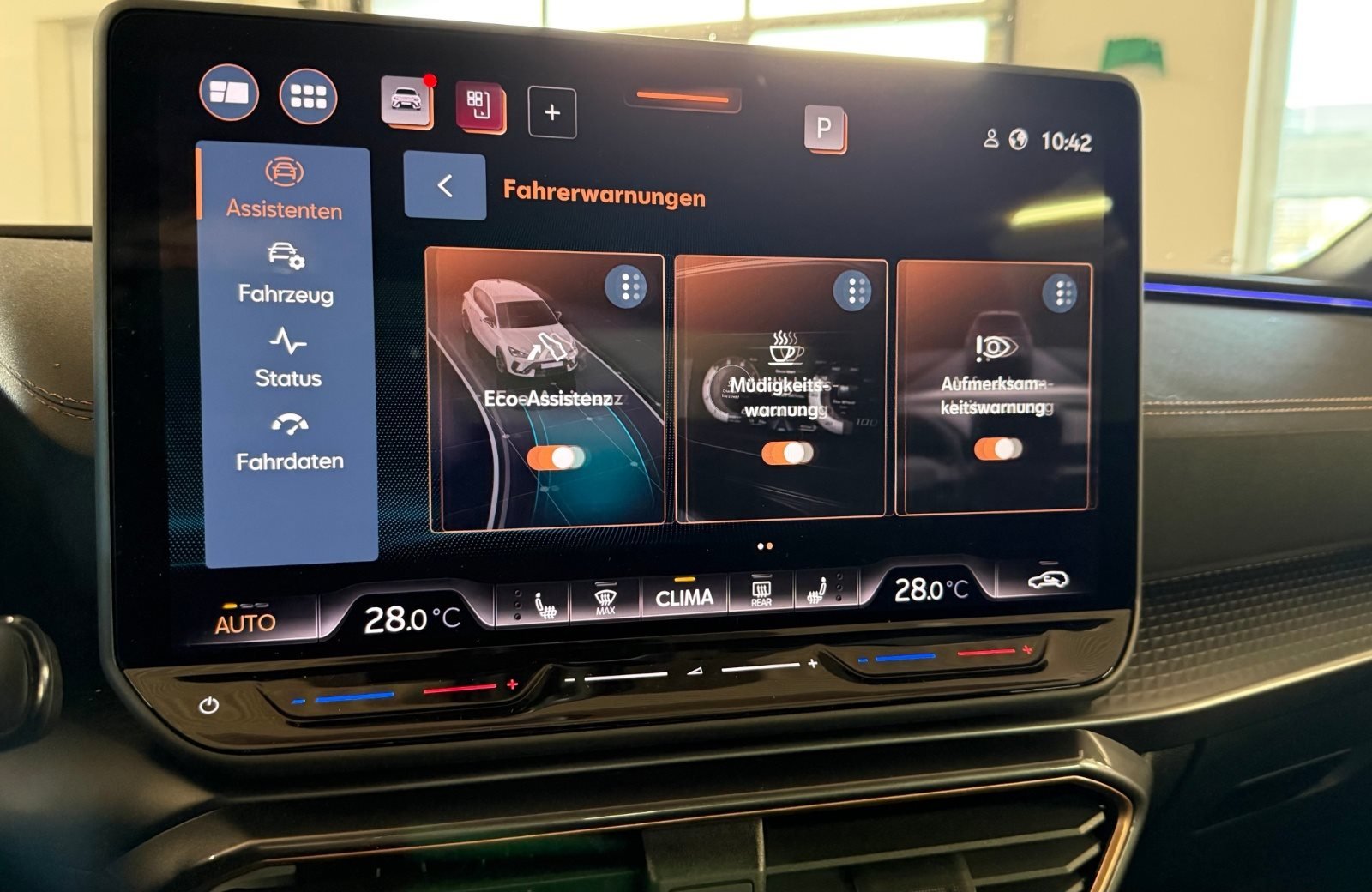 Leon 2.0 TDI DSG Edge Matrix Navi ACC RFK ACC LM