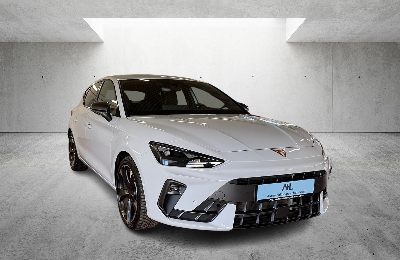 Leon 2.0 TDI DSG Edge Matrix Navi ACC RFK ACC LM