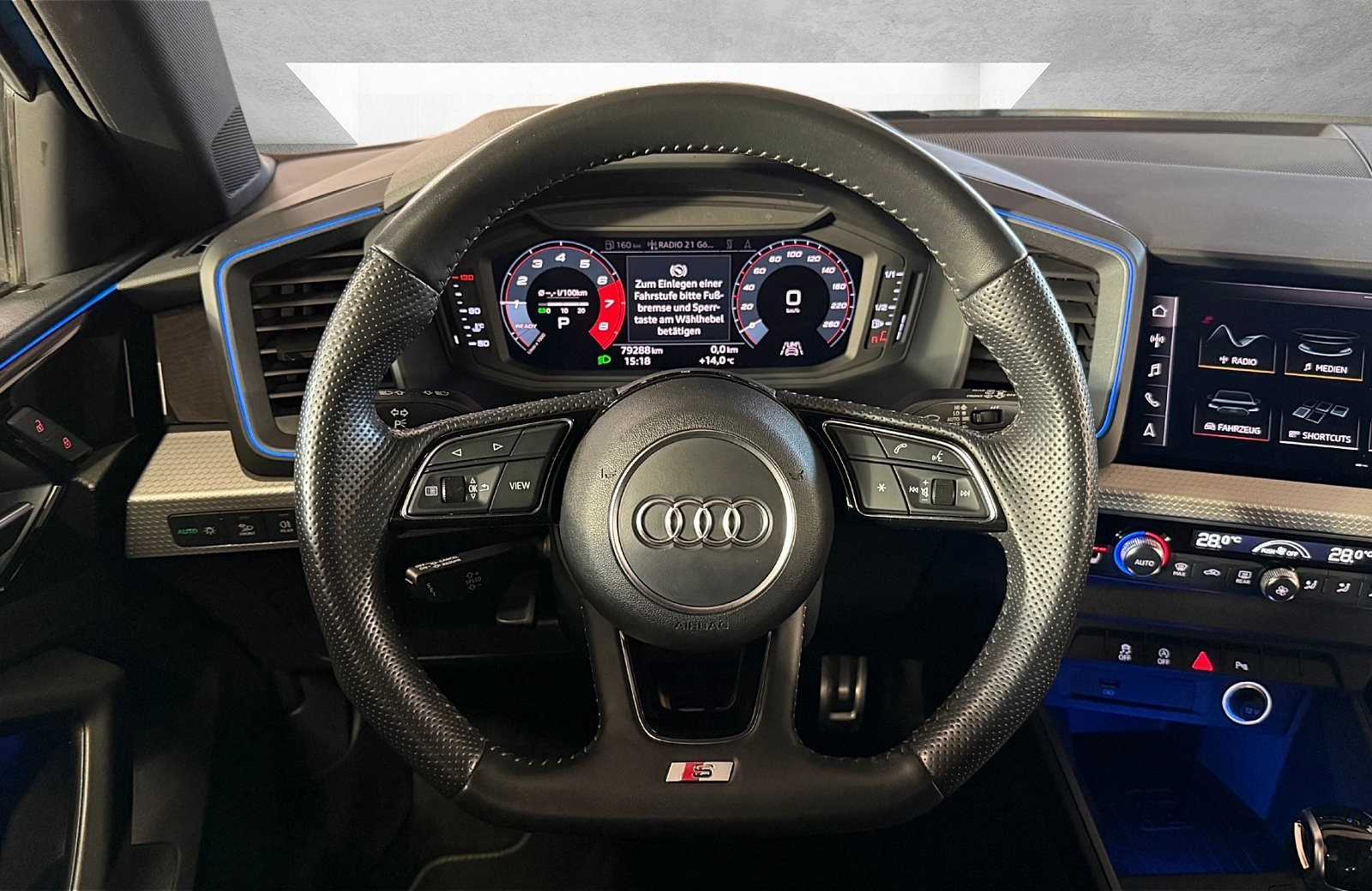 A1 Sportback 30 TFSI Sline S-tronic LED Navi PDC SHZ