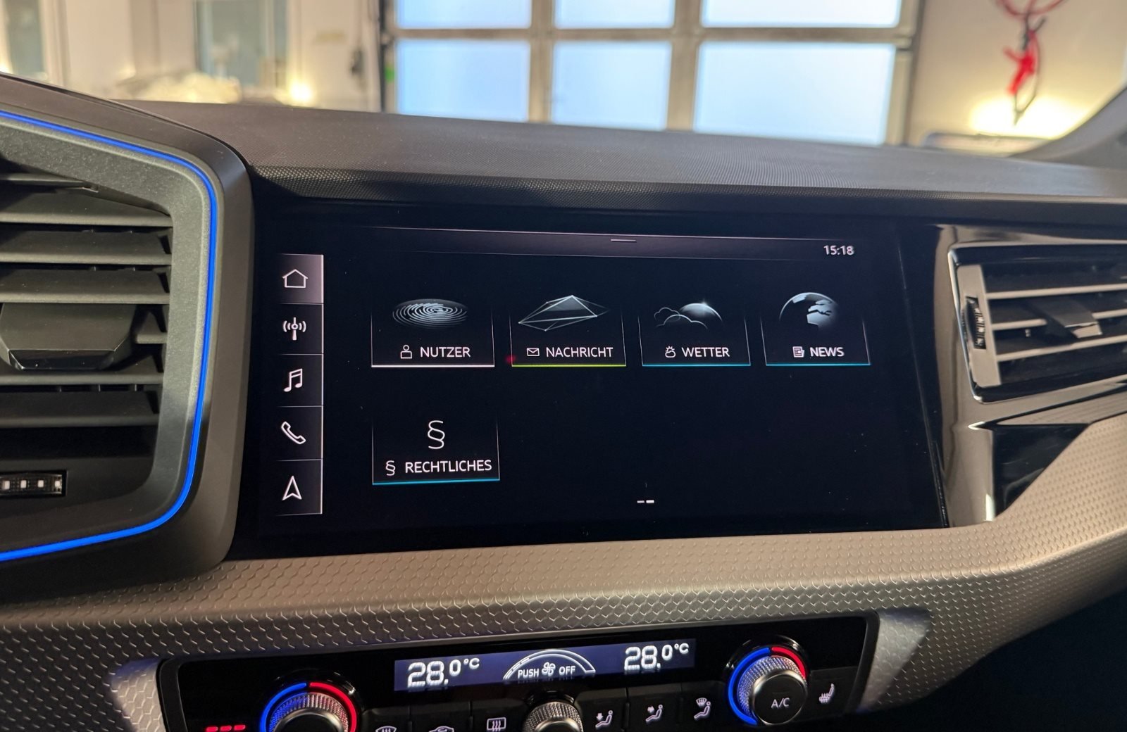 A1 Sportback 30 TFSI Sline S-tronic LED Navi PDC SHZ