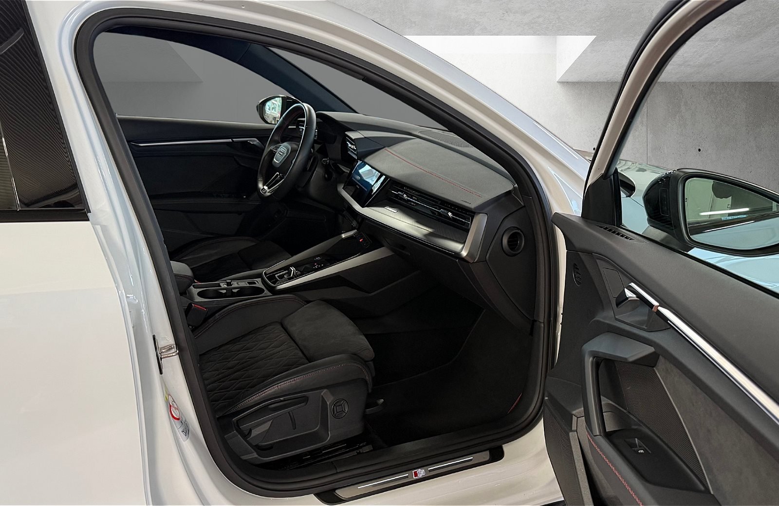 A3 Sportback 45 TFSIe S line S-tronic Matrix Navi ACC