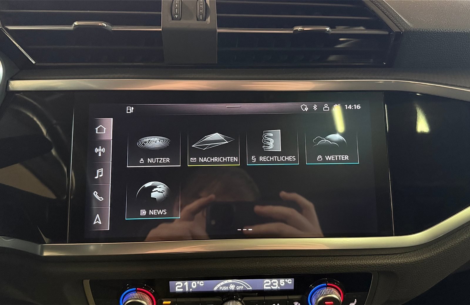 Q3 Sportback 45 TFSIe S line S-tronic Matrix Navi AHK Schiebedach