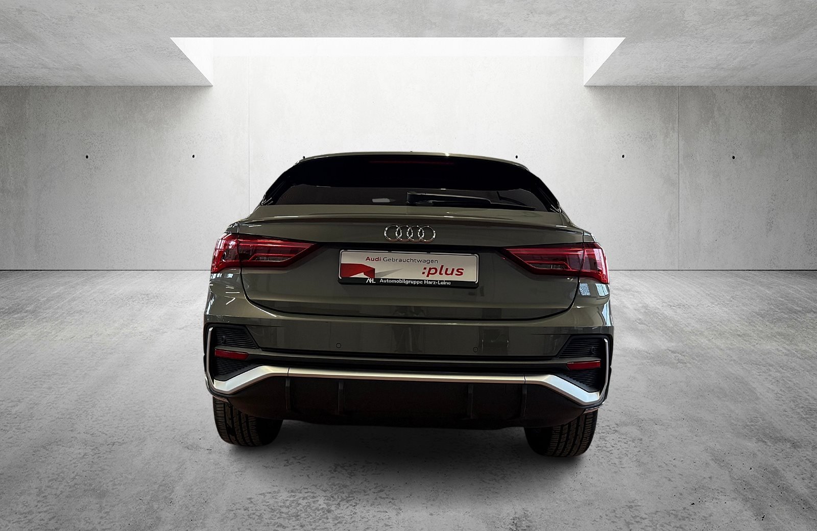 Q3 Sportback 45 TFSIe S line S-tronic Matrix Navi AHK Schiebedach