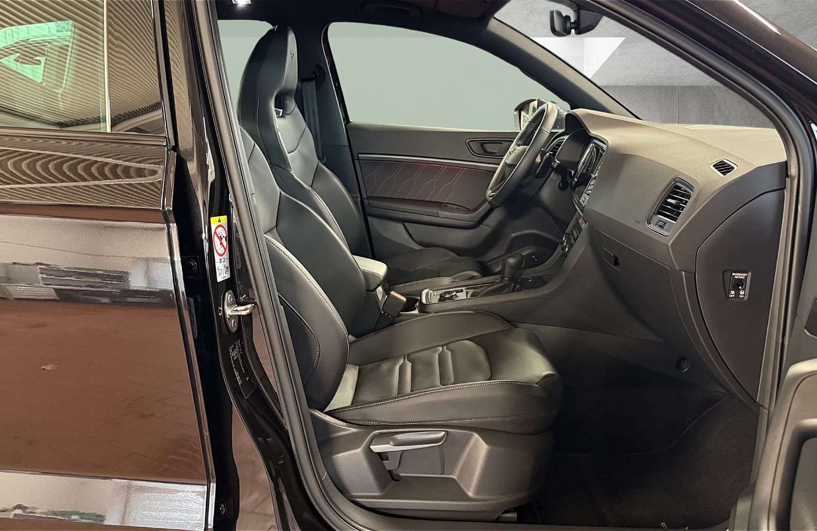 Ateca VZ 2.0 TSI Drive DSG LED Navi ACC Leder Pano