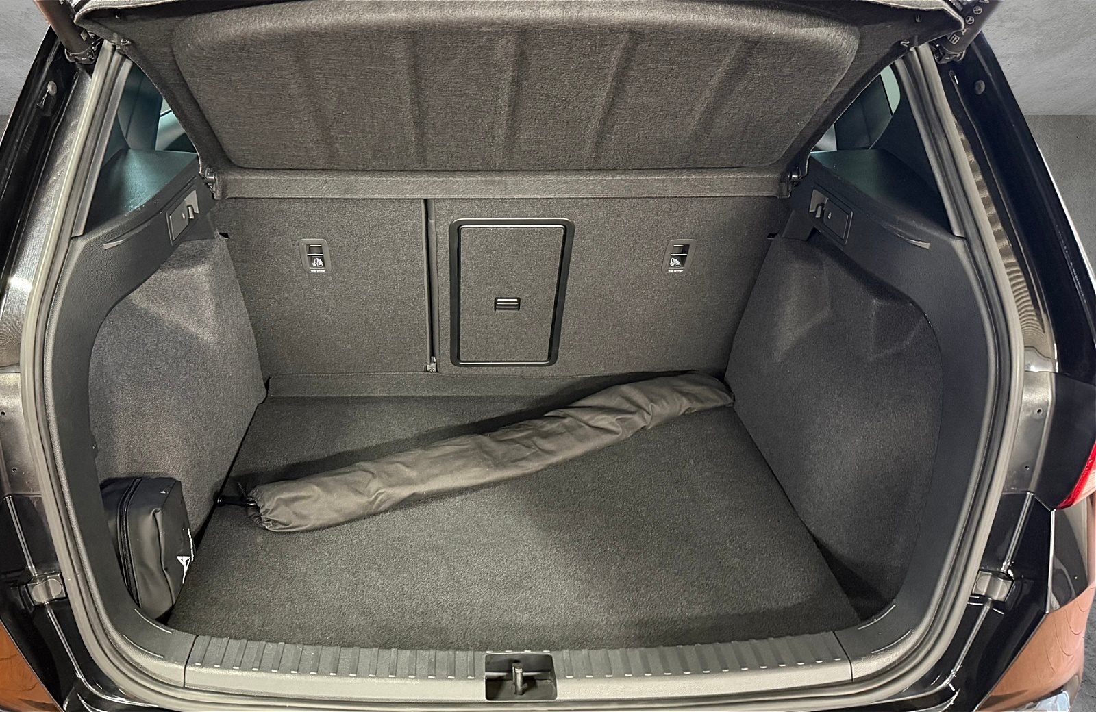 Ateca VZ 2.0 TSI Drive DSG LED Navi ACC Leder Pano