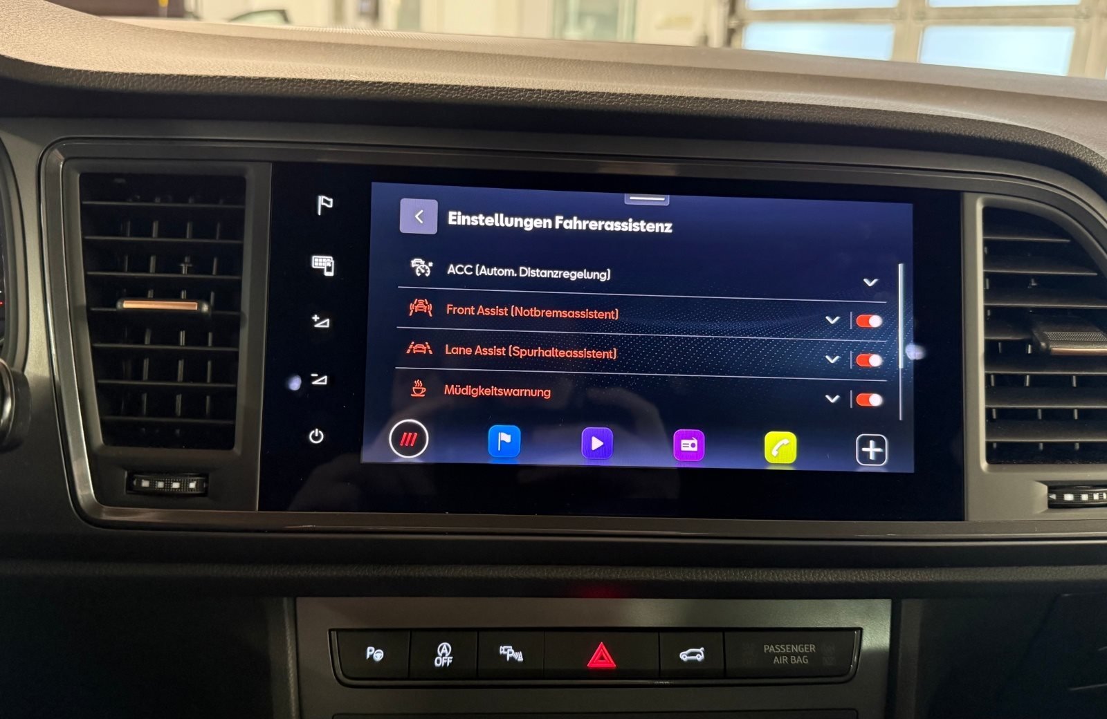 Ateca VZ 2.0 TSI Drive DSG LED Navi ACC Leder Pano