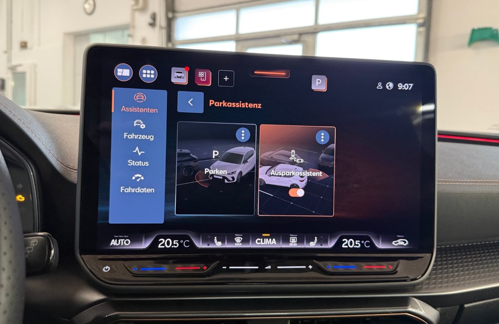 Leon 2.0 TDI DSG Edge Matrix Navi ACC RFK ACC LM