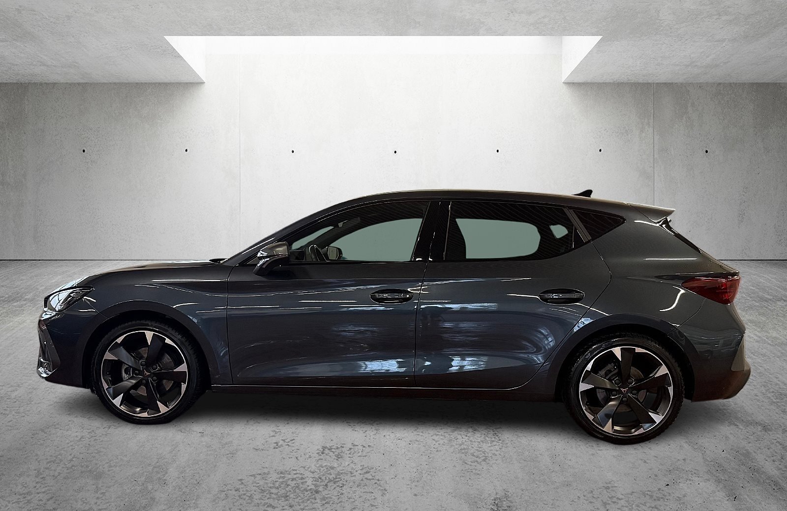 Leon 2.0 TDI DSG Edge Matrix Navi ACC RFK ACC LM