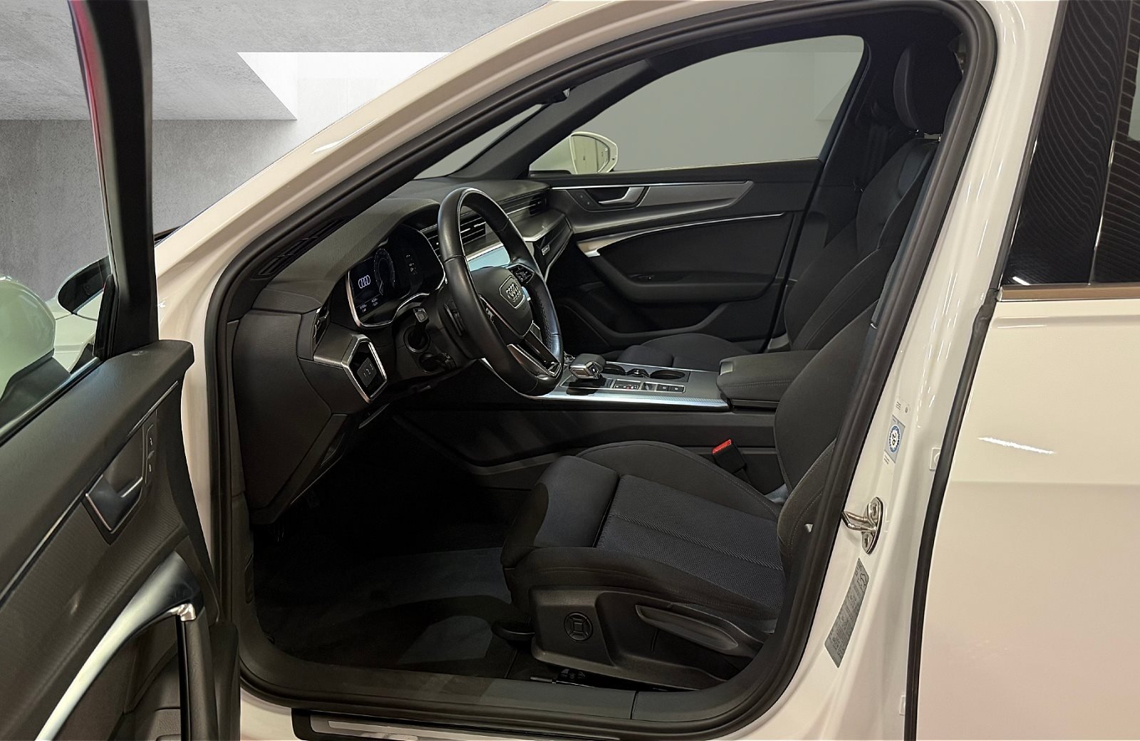 A6 Avant 50 TFSI e sport quattro S-tronic LED Navi HuD RFK