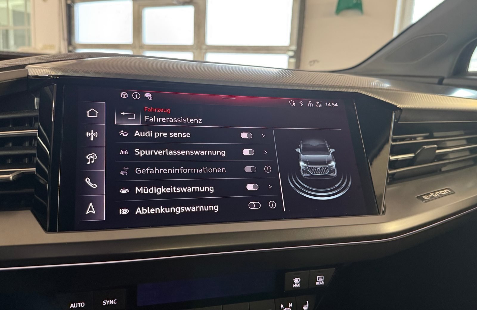 Q4 Sportback 45 e-tron Advanced LED Navi ACC RFK