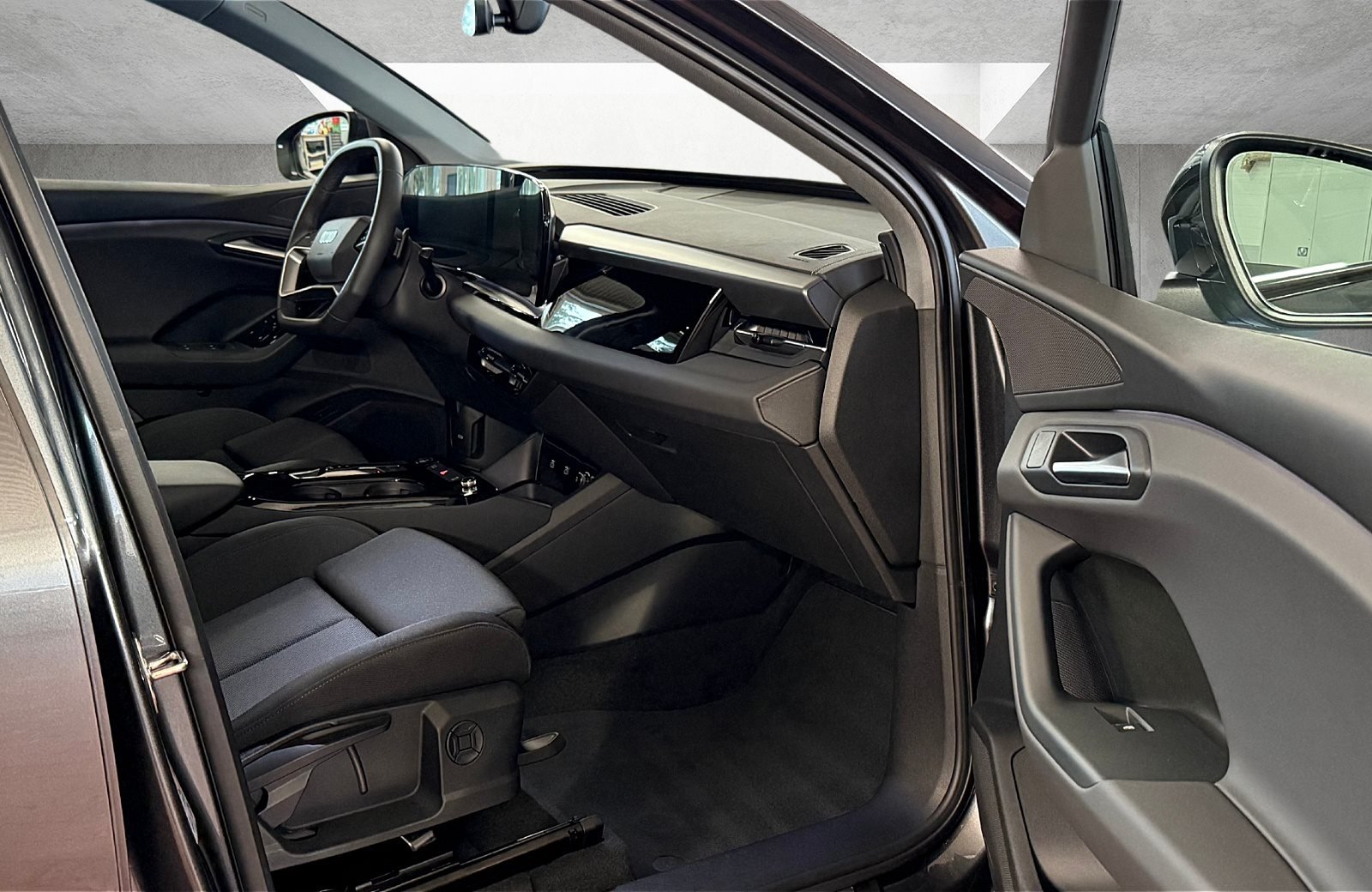 Q6 e-tron S line Matrix Navi ACC TopView PDC SHZ