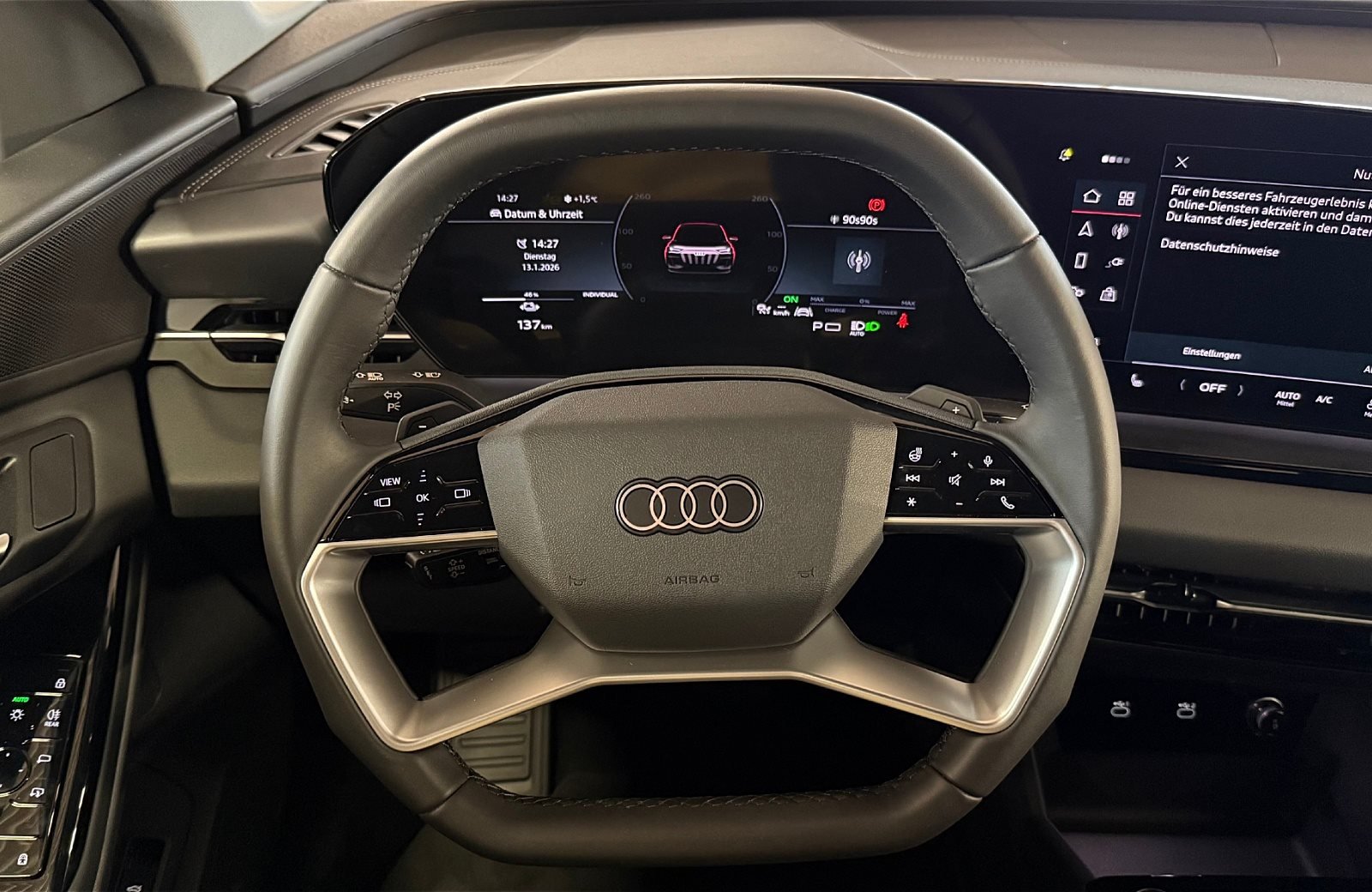 Q6 e-tron S line Matrix Navi ACC TopView PDC SHZ