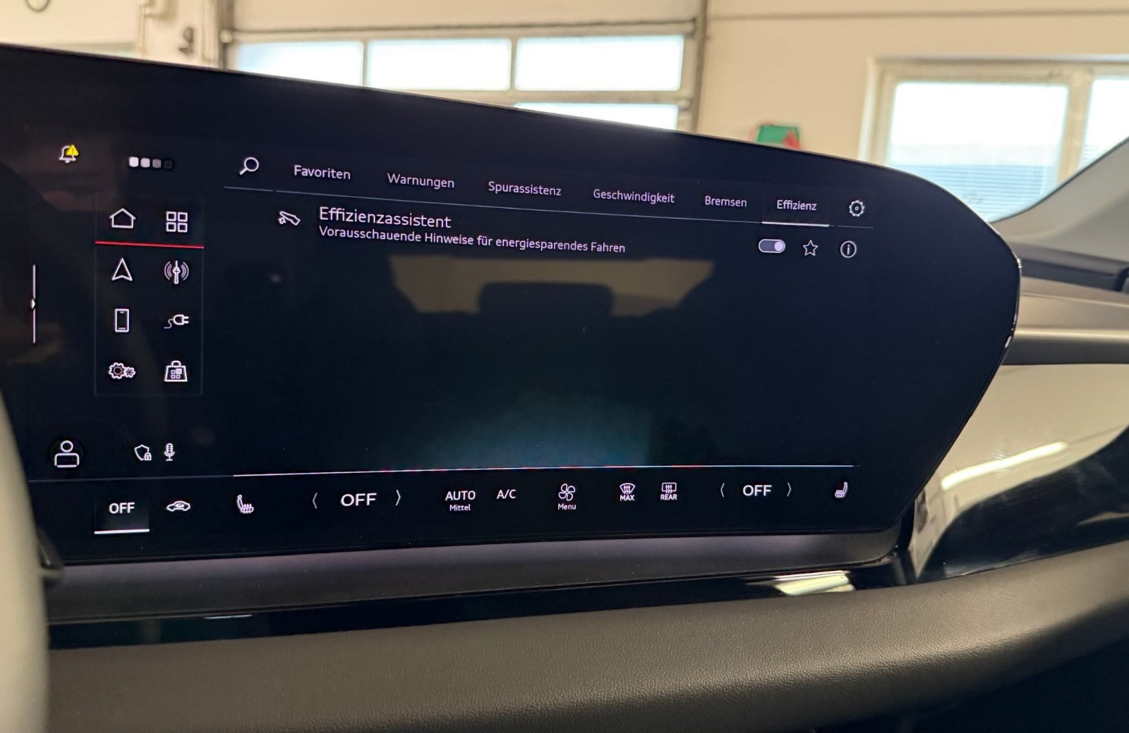 Q6 e-tron S line Matrix Navi ACC TopView PDC SHZ