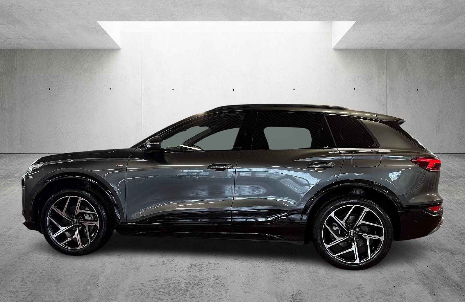 Q6 e-tron S line Matrix Navi ACC TopView PDC SHZ