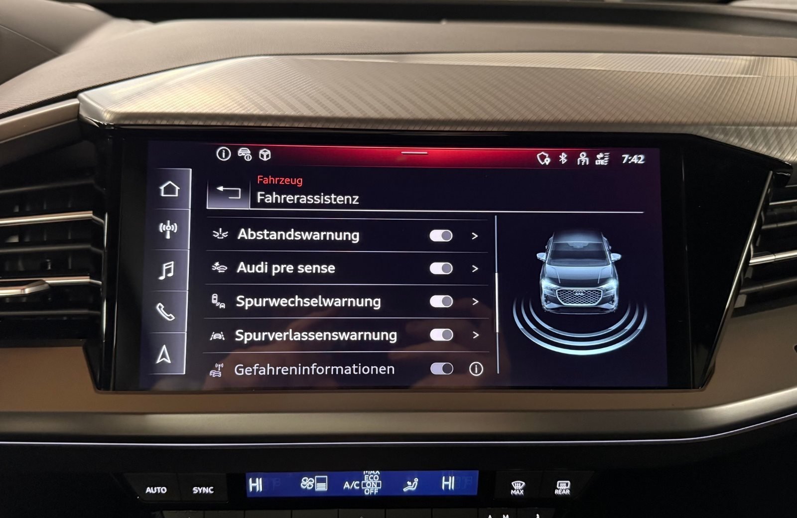 Q4 Sportback e-tron quattro Edition One Matrix Navi ACC HuD Pano Luft AHK