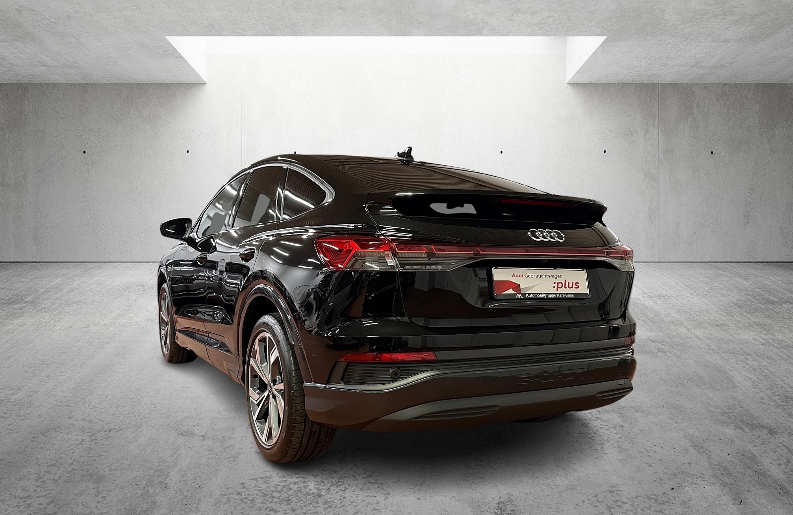 Q4 Sportback e-tron quattro Edition One Matrix Navi ACC HuD Pano Luft AHK
