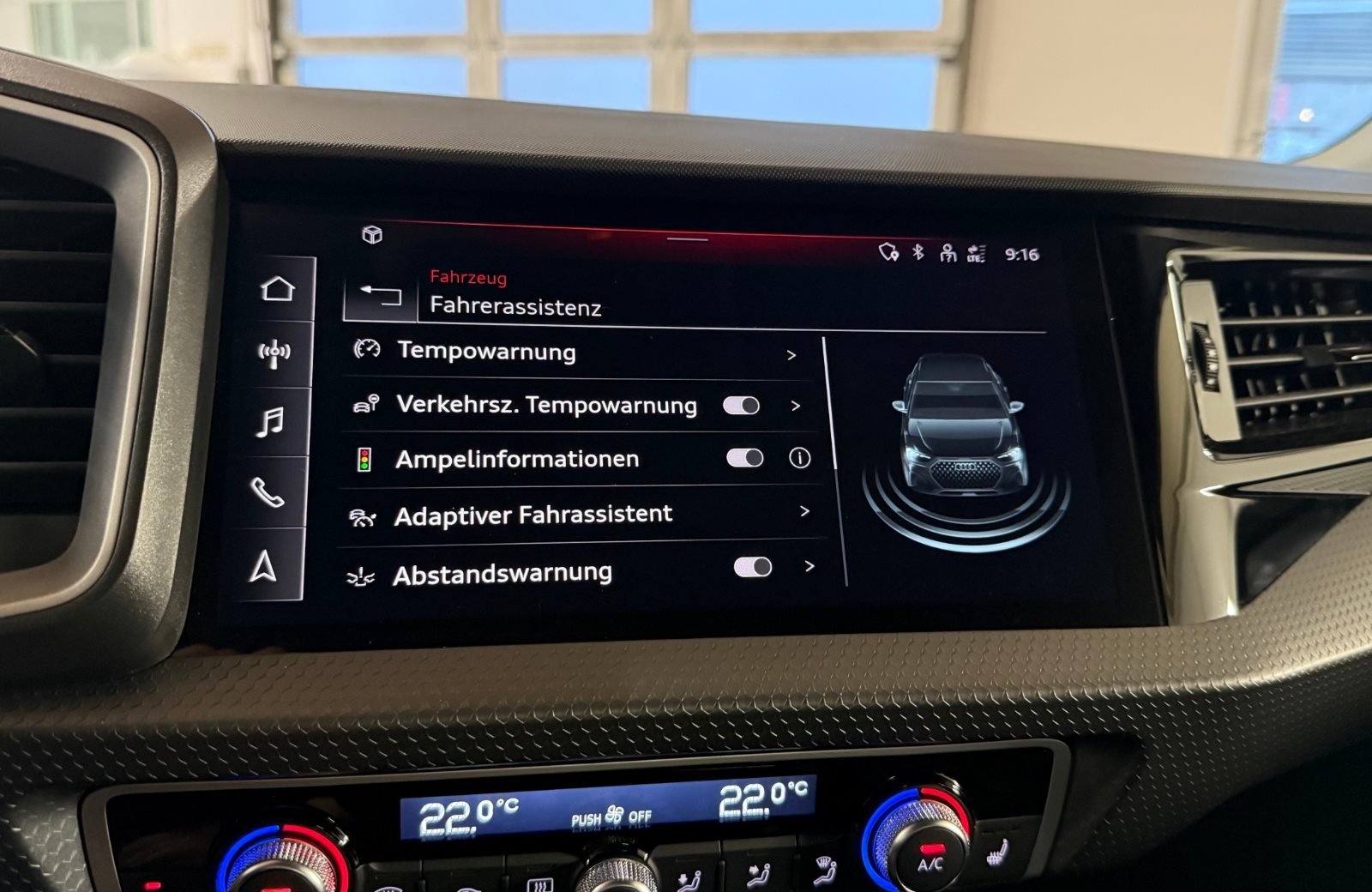 A1 allstreet allstreet 30 TFSI S tronic MMI ACC Leder Sonos