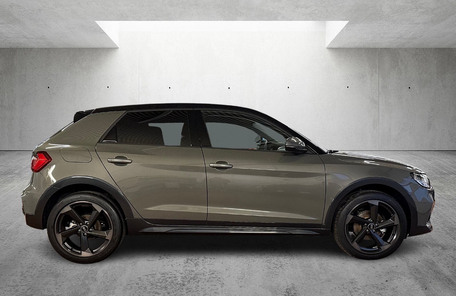 A1 allstreet allstreet 30 TFSI S tronic MMI ACC Leder Sonos