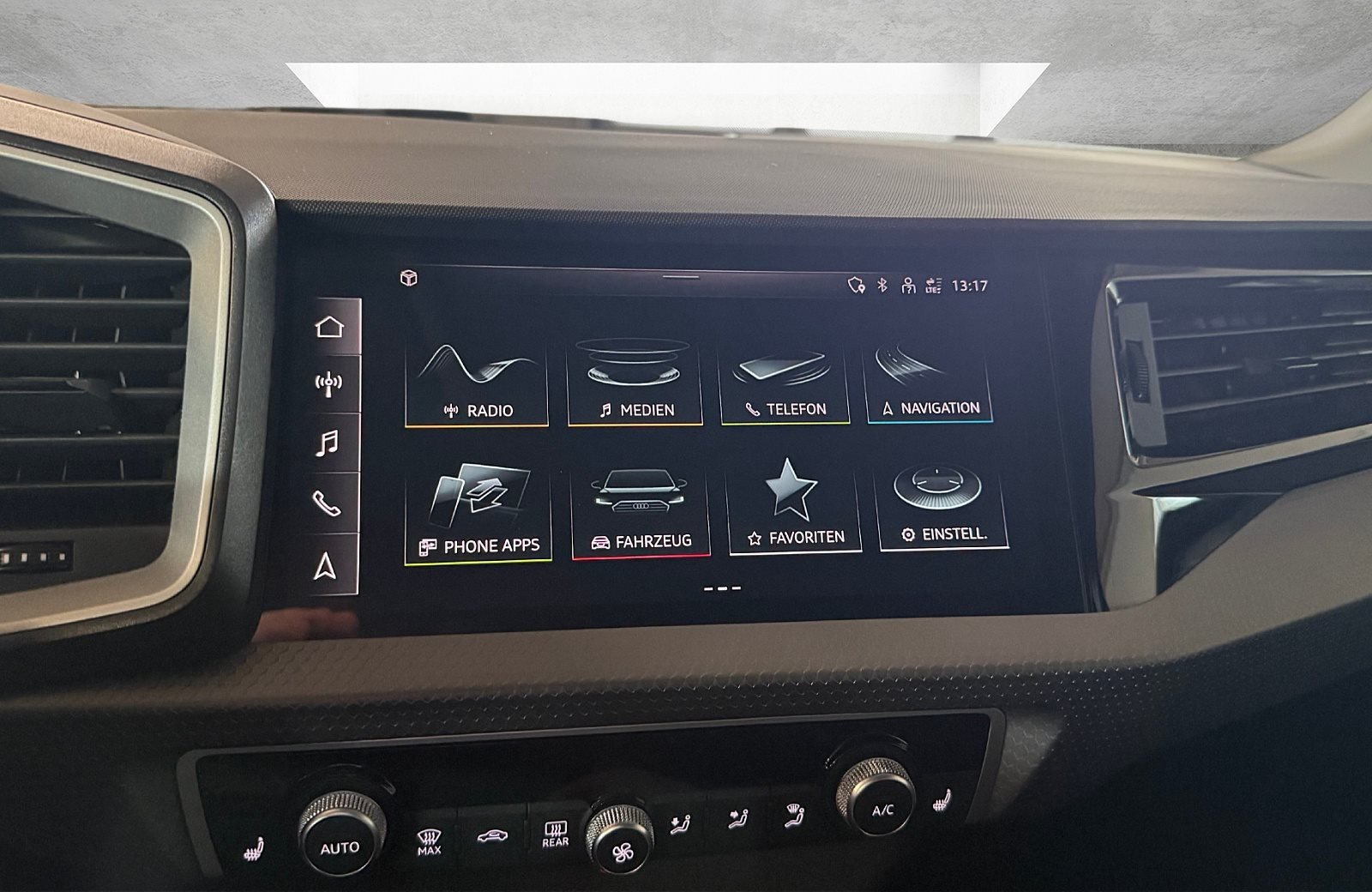 A1 Sportback 30 TFSI advanced LED ACC MMI PDC SHZ