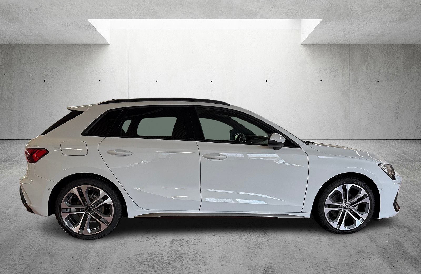 A3 Sportback 30 TFSI S line S-tronic LED Navi ACC AHK Leder