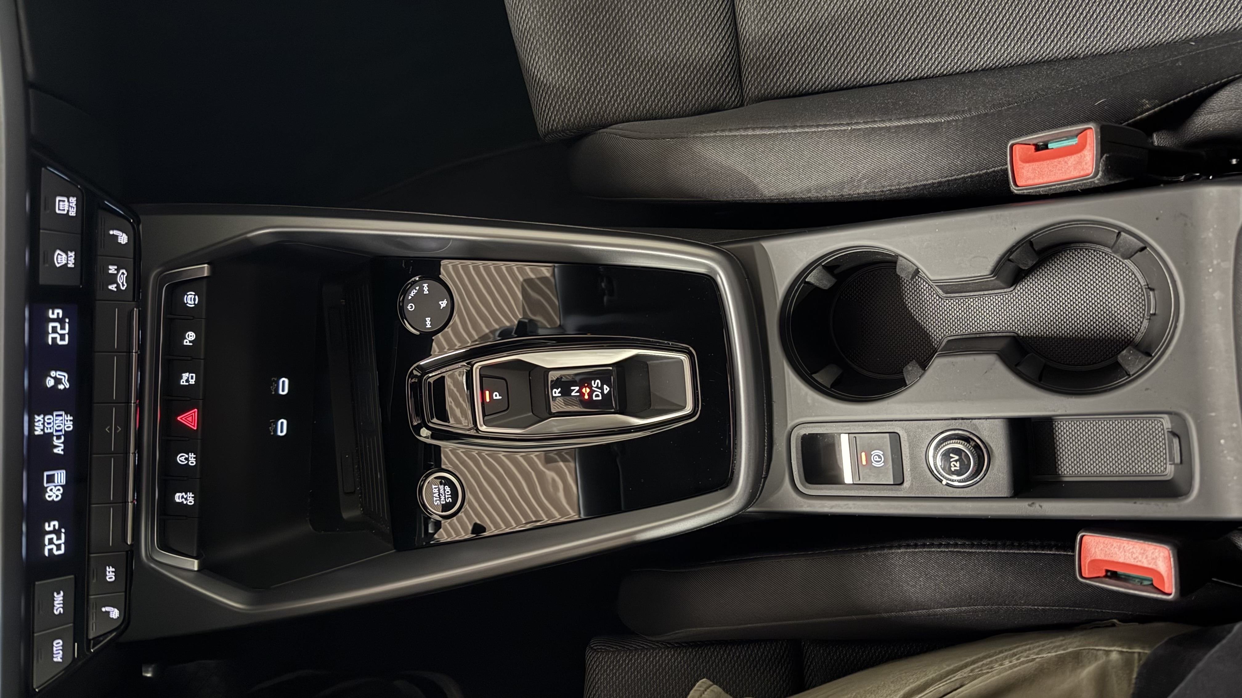 A3 Sportback 35 TDI S line S-tronic LED Navi ACC PDC SHZ