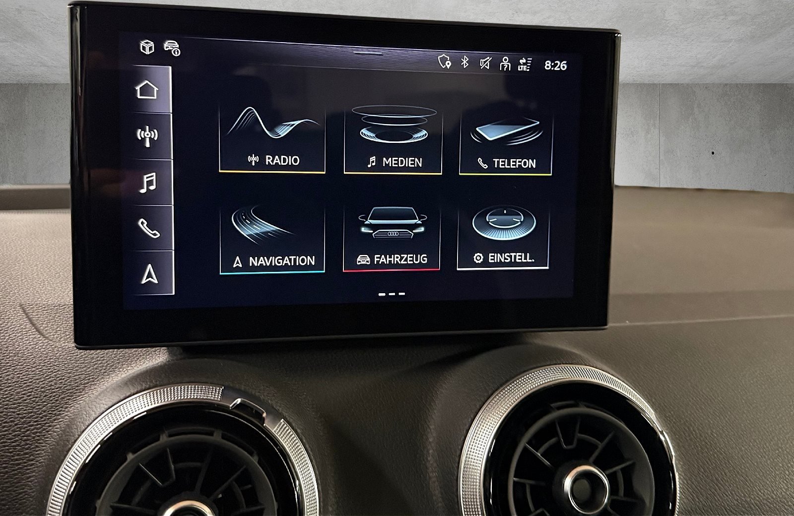 Q2 35 TFSI advanced S-tronic LED Navi ACC AHK RFK