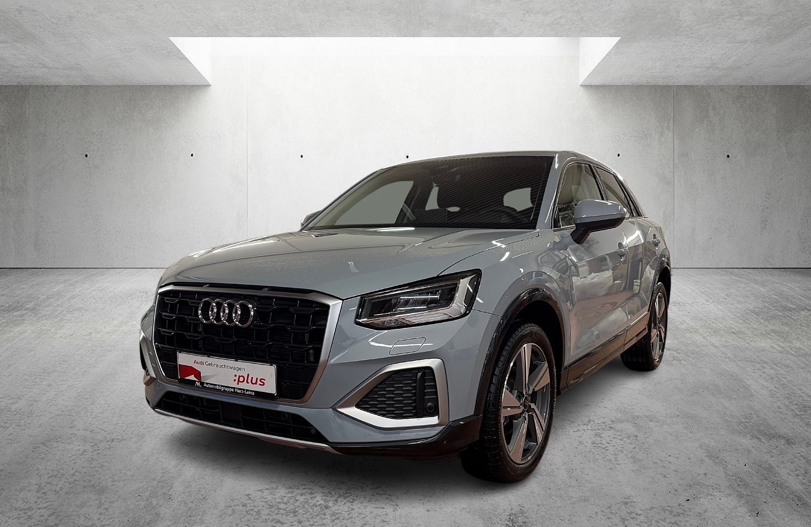 Q2 35 TFSI advanced S-tronic LED Navi ACC AHK RFK