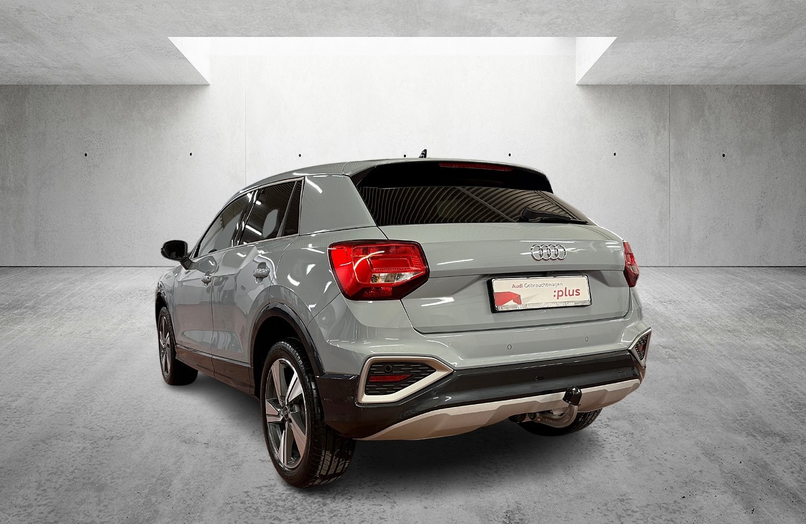 Q2 35 TFSI advanced S-tronic LED Navi ACC AHK RFK