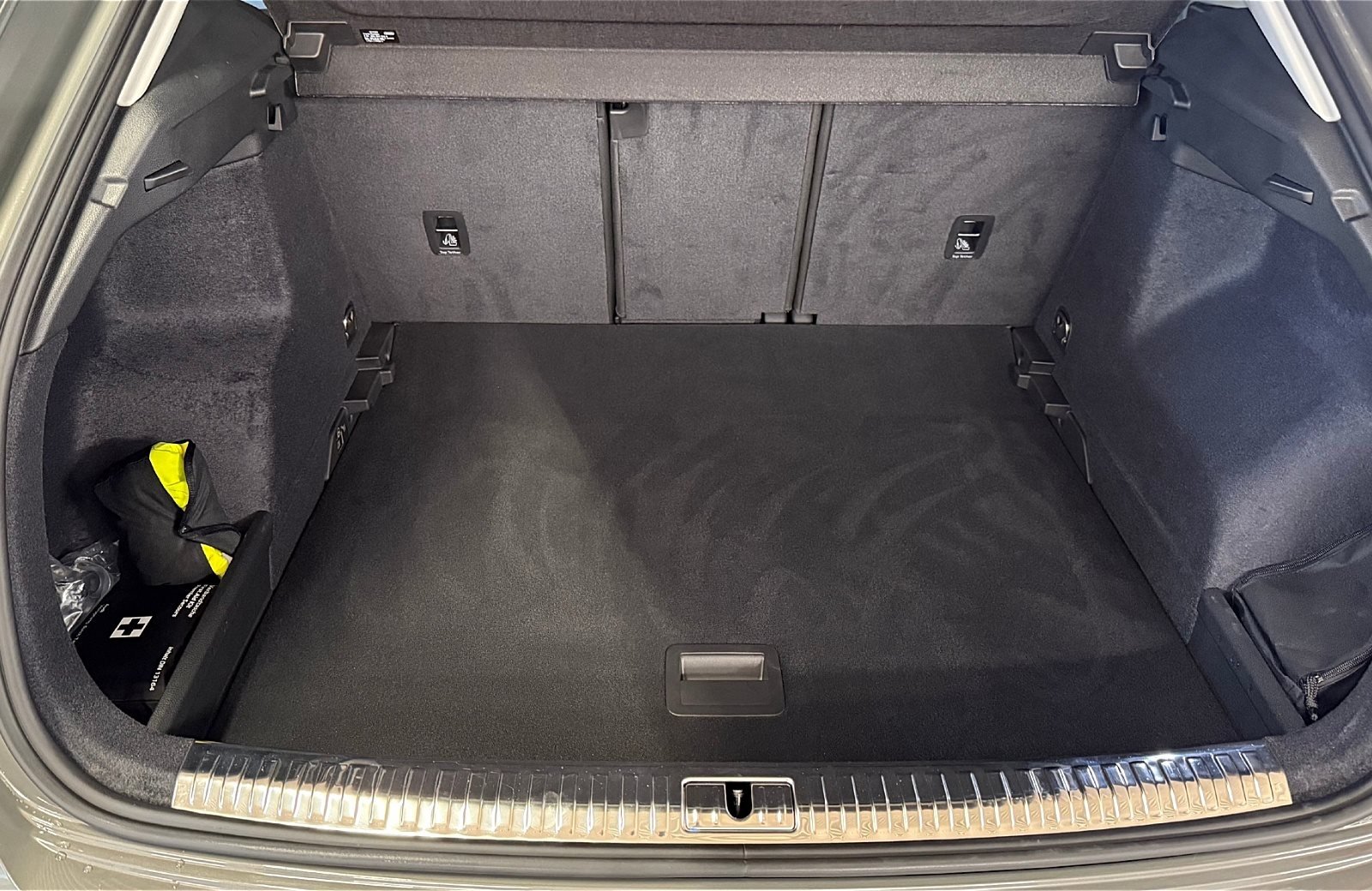 Q3 35 TFSI S line S-tronic LED Navi ACC AHK PDC SHZ