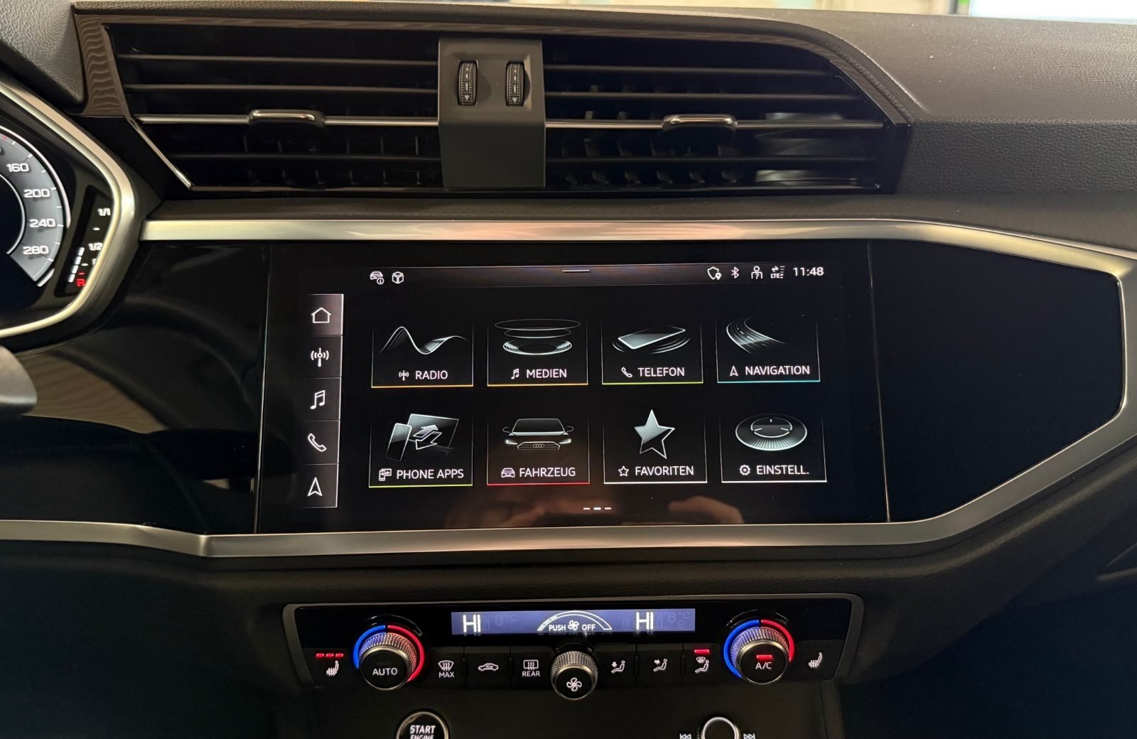 Q3 35 TFSI S line S-tronic LED Navi ACC AHK PDC SHZ