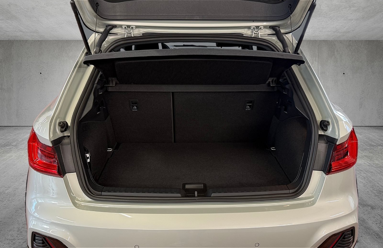 A1 allstreet 30 TFSI S line S tronic LED Navi ACC PDC SHZ