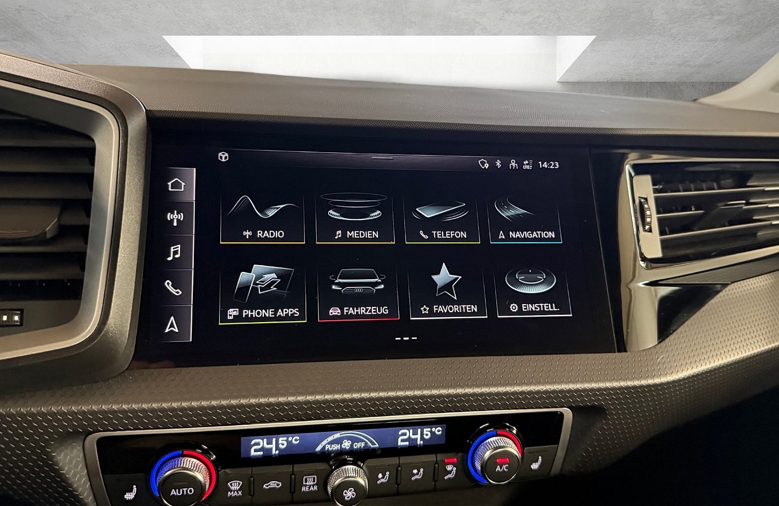 A1 Sportback 25 TFSI advanced MMI GRA Bluetooth SHZ