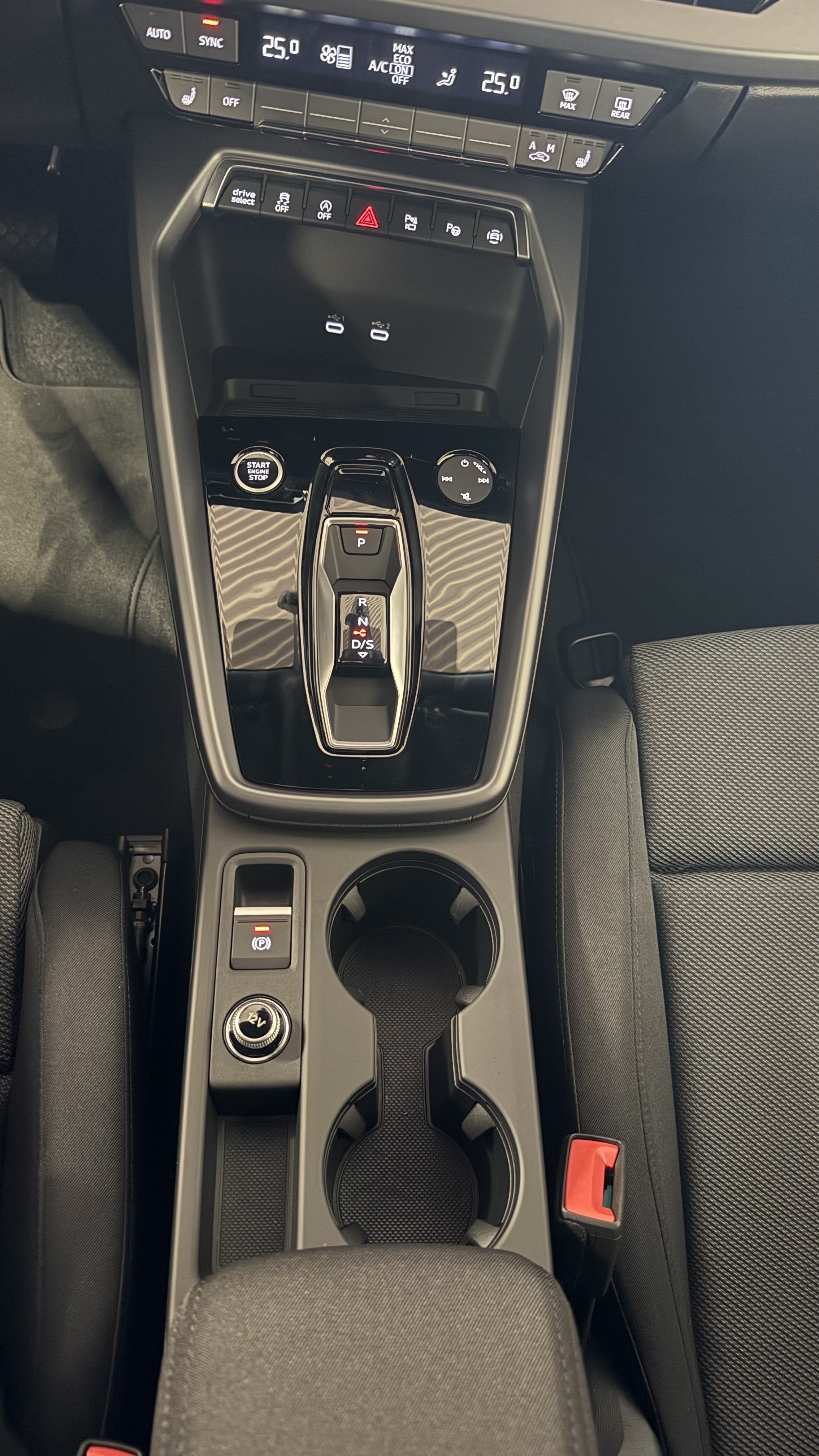 A3 Sportback 35 TDI advanced S-tronic LED Navi ACC RFK Sonos