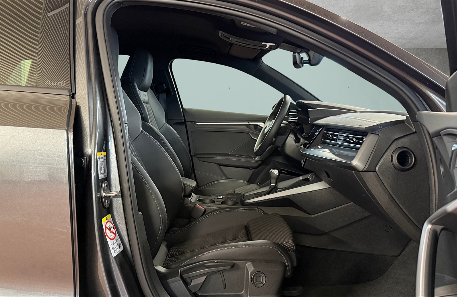 A3 Sportback 35 TFSI S line LED Navi ACC AHK RFK